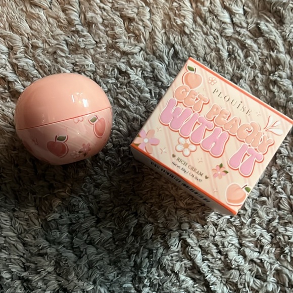 P Louise Get Peachy With It Rich Cream Moisturizer - Picture 1 of 9